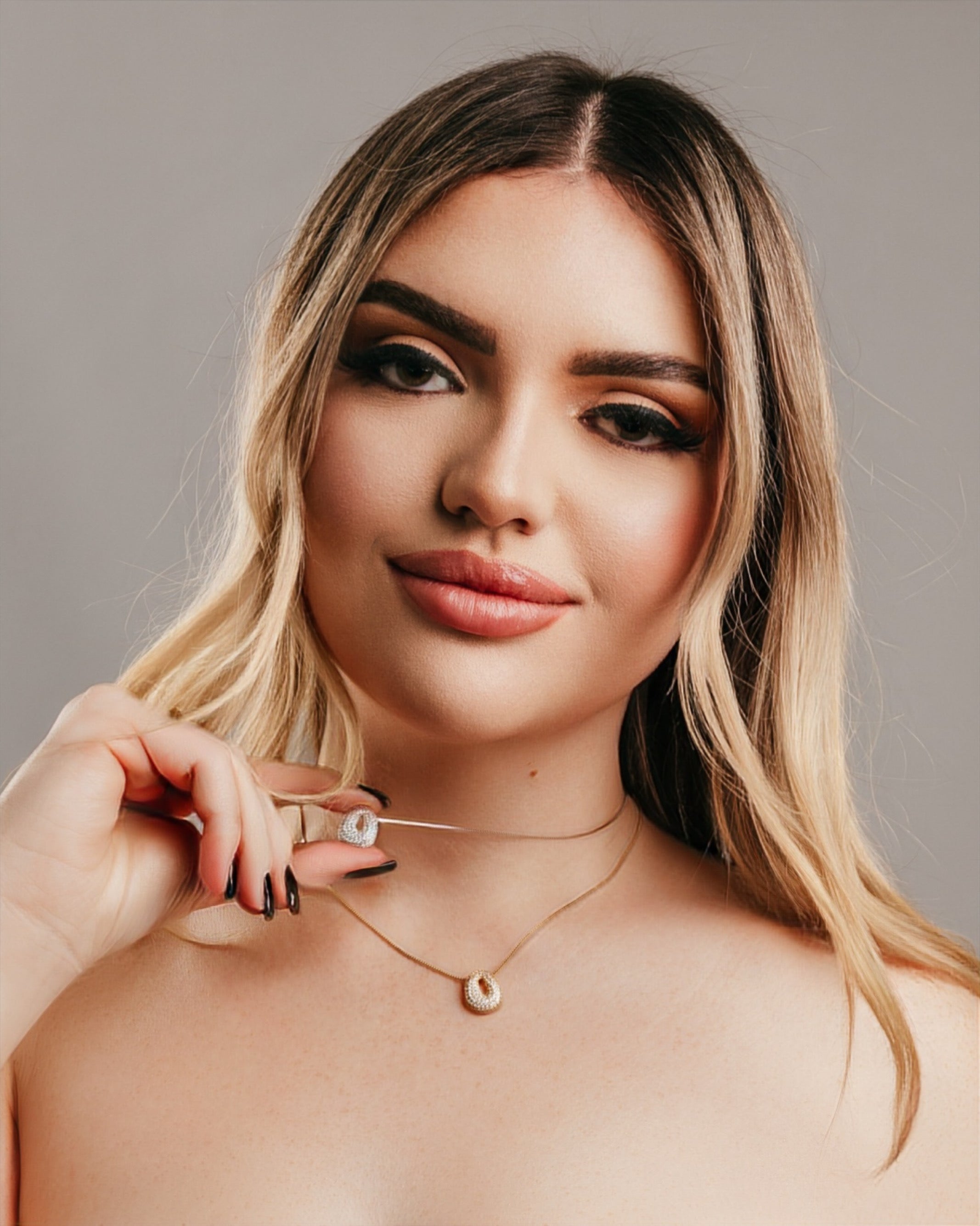 Pendant O