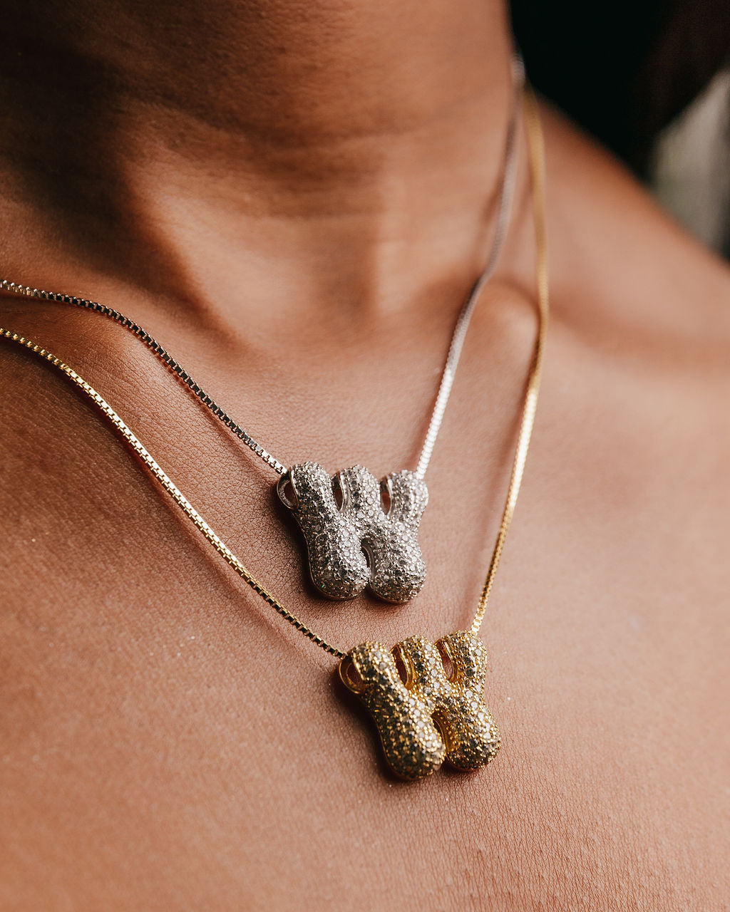 Pendant W